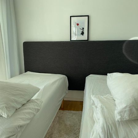 Exclusive 2 Level Etage Next To Arlanda-City Metro Стокгольм Экстерьер фото
