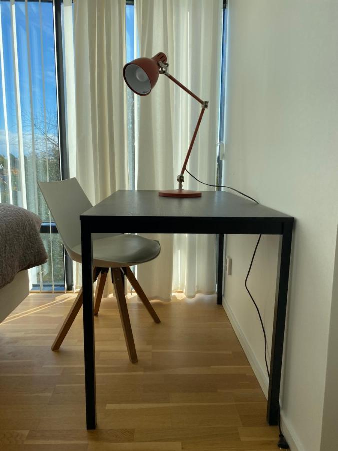 Exclusive 2 Level Etage Next To Arlanda-City Metro Стокгольм Экстерьер фото