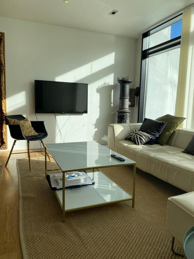 Exclusive 2 Level Etage Next To Arlanda-City Metro Стокгольм Экстерьер фото